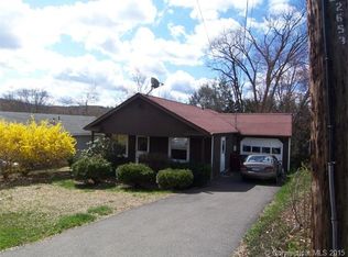 23 Forest St, Naugatuck, CT 06770