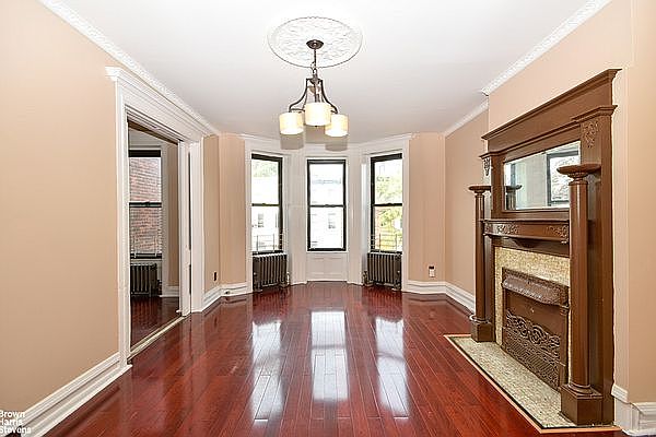 1st image of 220 Macon St #2
