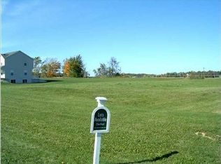 5 Horseshoe Ct, Caledonia, MI 49316