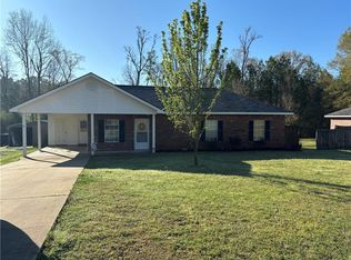 205 Spencer Dr, Pineville, LA 71360