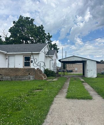 2nd image of 110 W 10th St