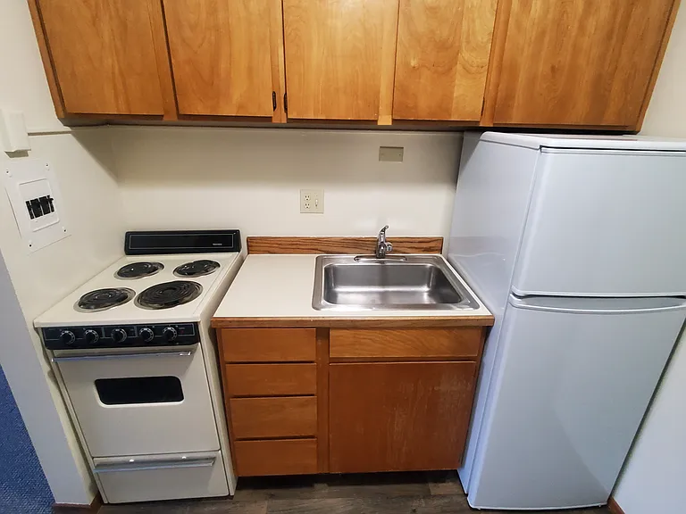 4760 22nd Ave NE #7 — Photo 8