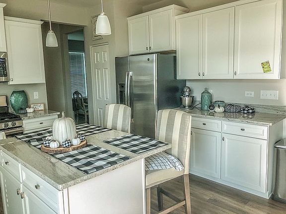 5th image of 2741 Trillium Ln