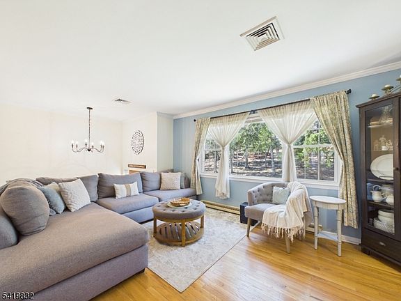 2nd image of 602 Green Pond Rd