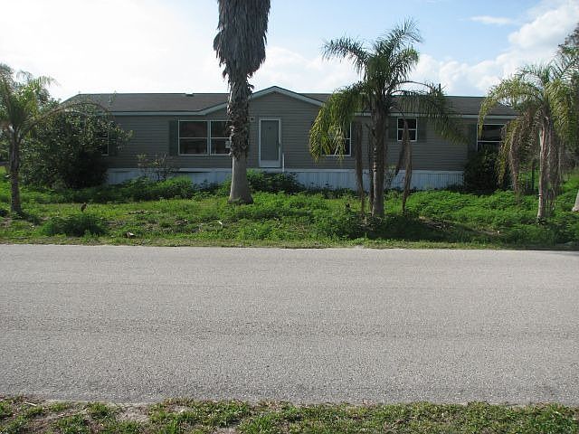 1st image of 1087 Cypress Ave