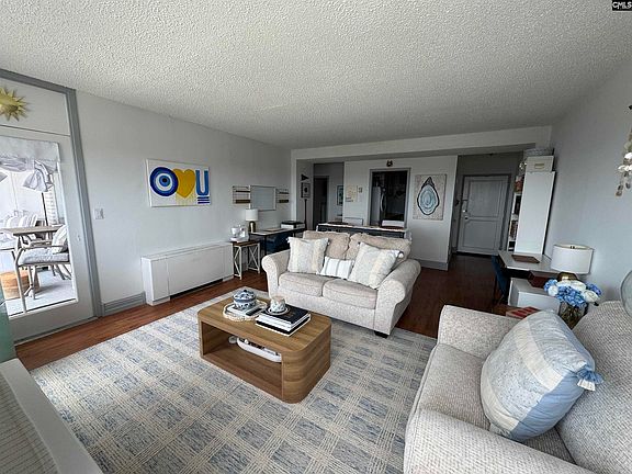 3rd image of 1520 Senate St #168