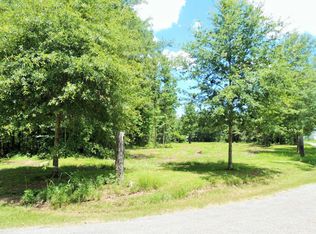 76 Paul Boone Rd, Lumberton, MS 39455