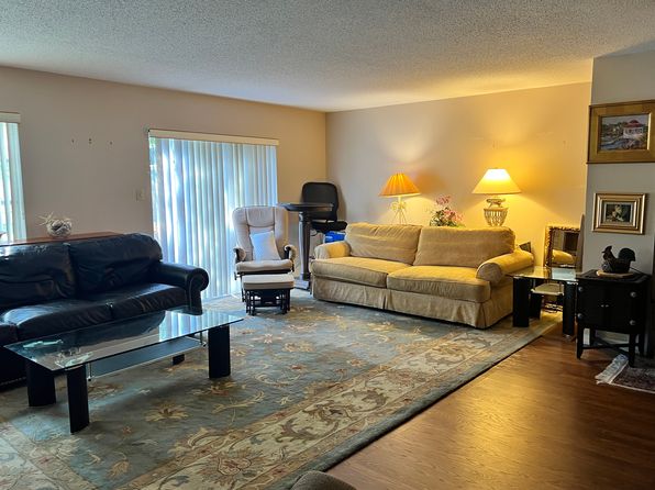 2700 Bayshore Blvd