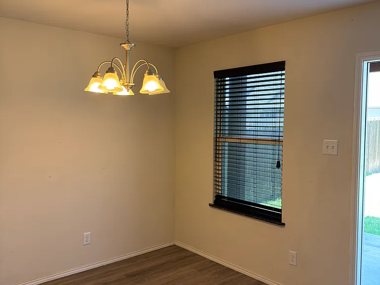 916 Rivers Creek Ln — Photo 13