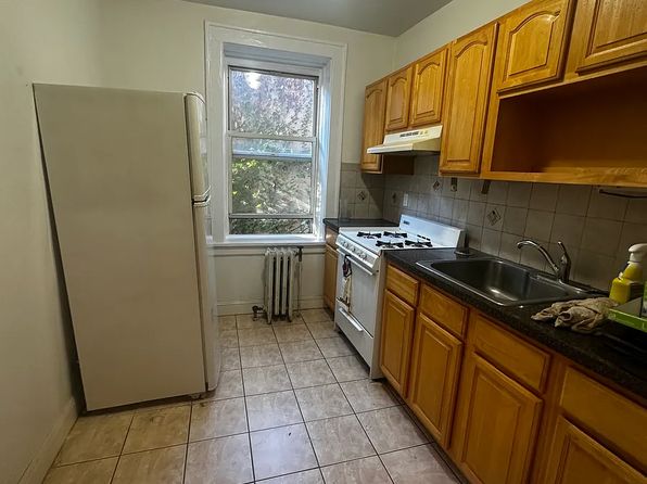 (undisclosed Address)