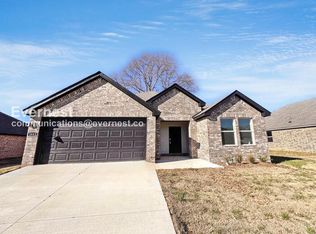 1511 Ridgefield Cir, Searcy, AR 72143