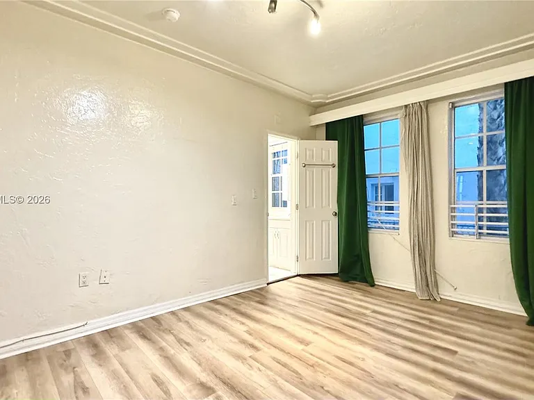 1335 Pennsylvania Ave #3 — Photo 17
