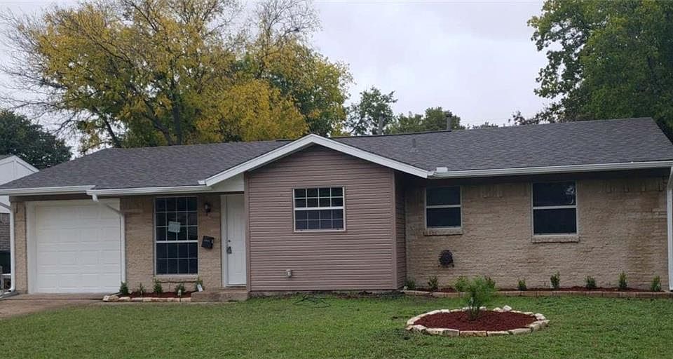 1st image of 2901 Price Dr