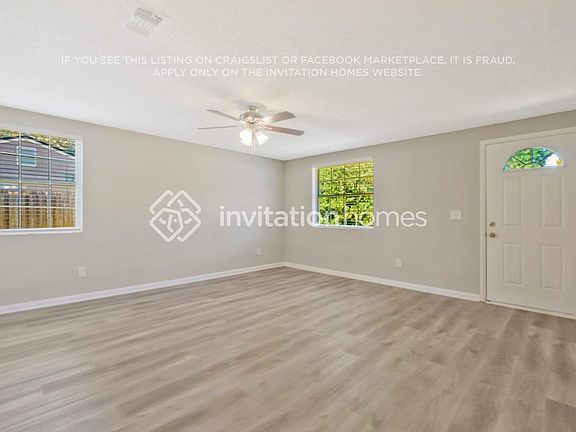 4th image of 2771 Commanche Ave
