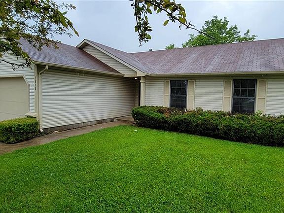 3rd image of 5818 Guion Lakes Dr