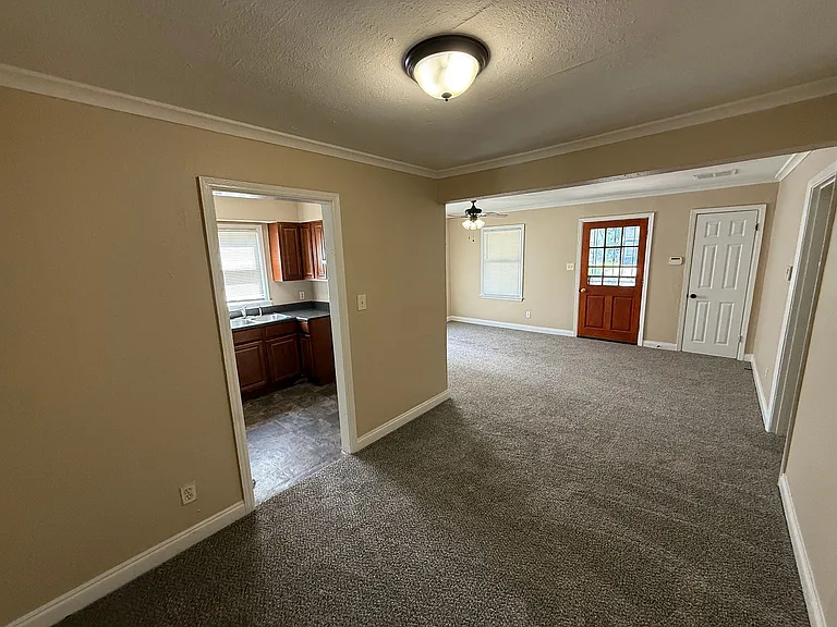 3884 Tuggle Ave — Photo 13