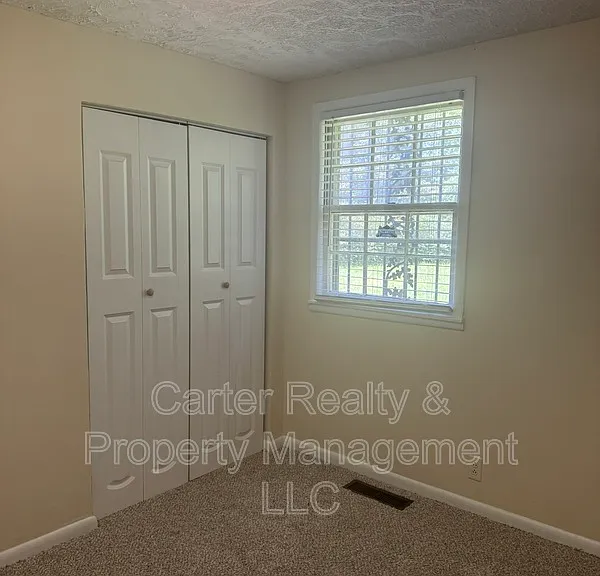 3004 Lytle Dr — Photo 16
