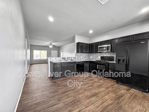 4th image of 2708 Crystal Pine Dr