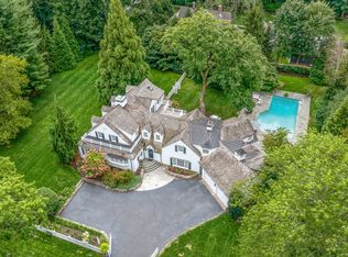 261 Hollow Tree Ridge Rd, Darien, CT 06820