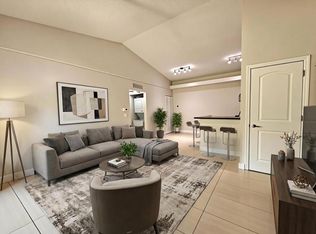 631 Lyons Rd APT 12204, Pompano Beach, FL 33063