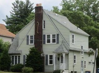 740 Bristol Ave NW, Grand Rapids, MI 49504
