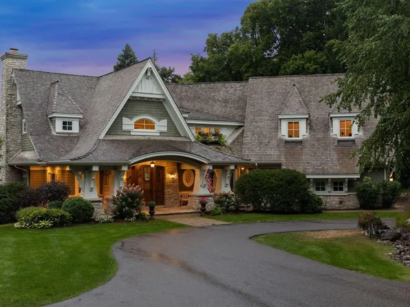 3025 Brooks Ln, Minnetonka Beach, MN 55391