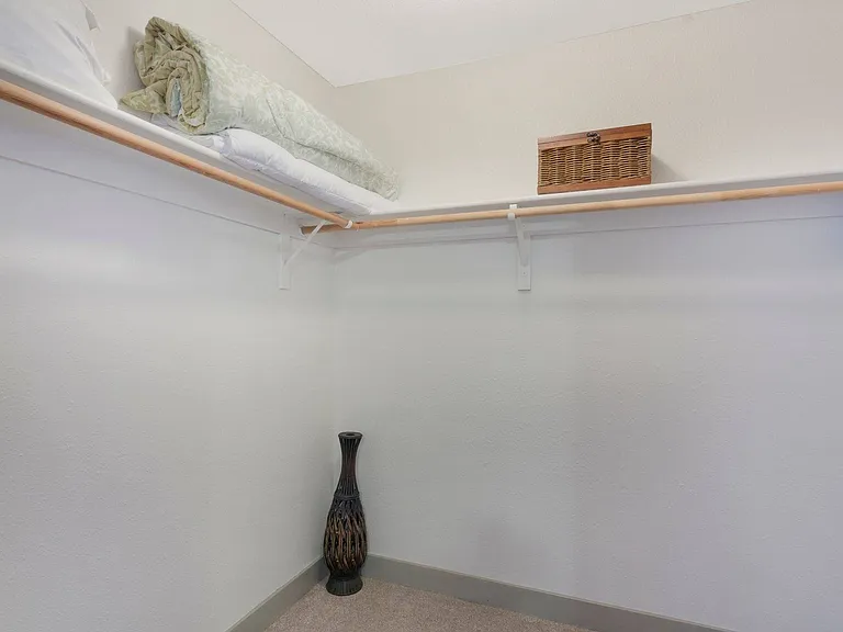 1x1 Bedroom closet