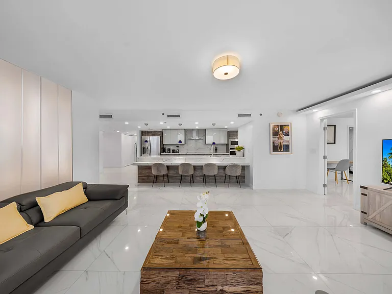 1717 N Bayshore Dr #ID1054084P — Photo 12