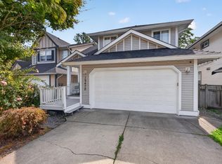 19478 61st Ave, Surrey, BC V3S 8Z6