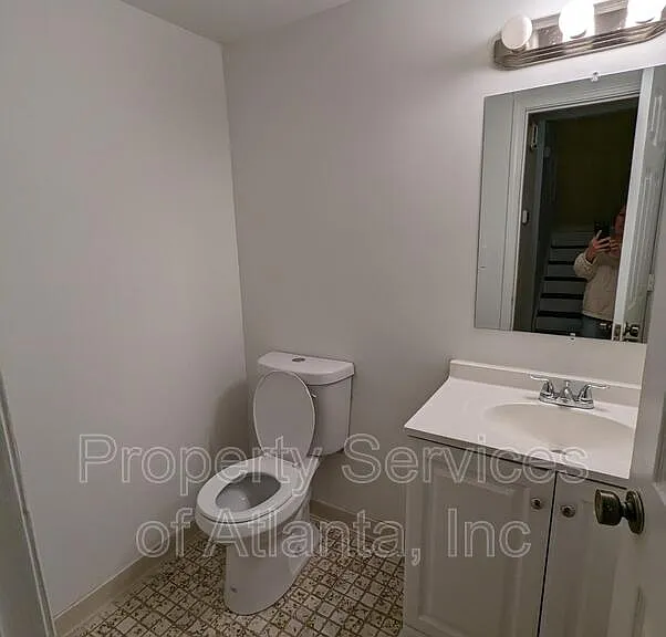 4512 Golf Vista Cir — Photo 7