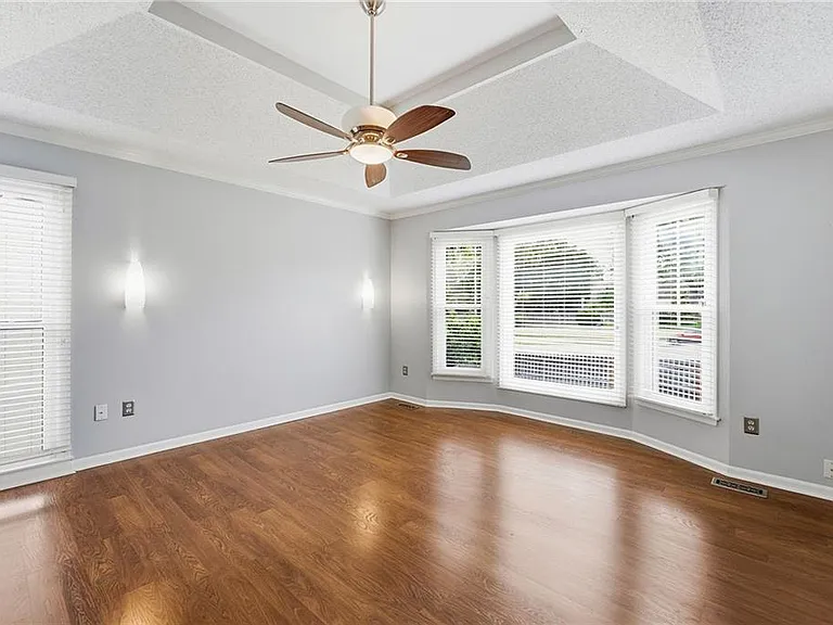 11811 Slater St — Photo 18