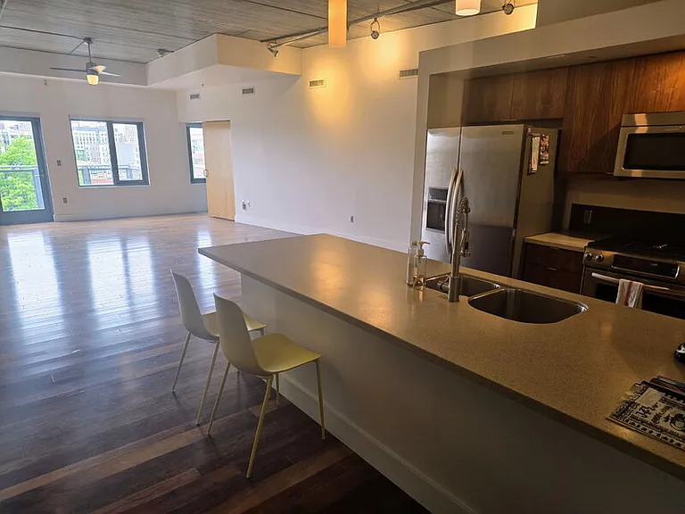 309 E 5th St #501 — Photo 3