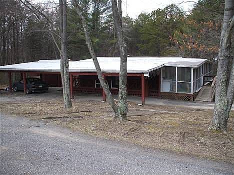2nd image of 72 Hall Ln