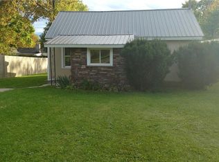 3770 Warners Rd, Syracuse, NY 13209