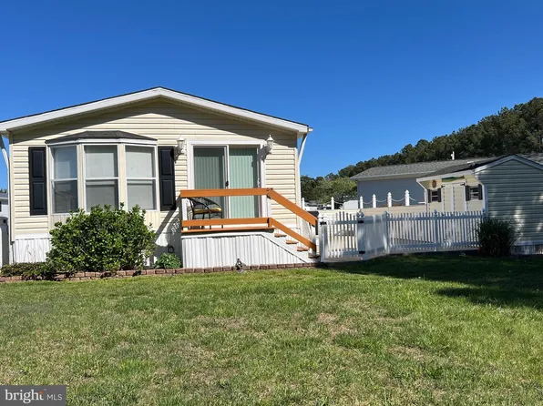 8206 Skipjack Dr, Berlin, MD 21811