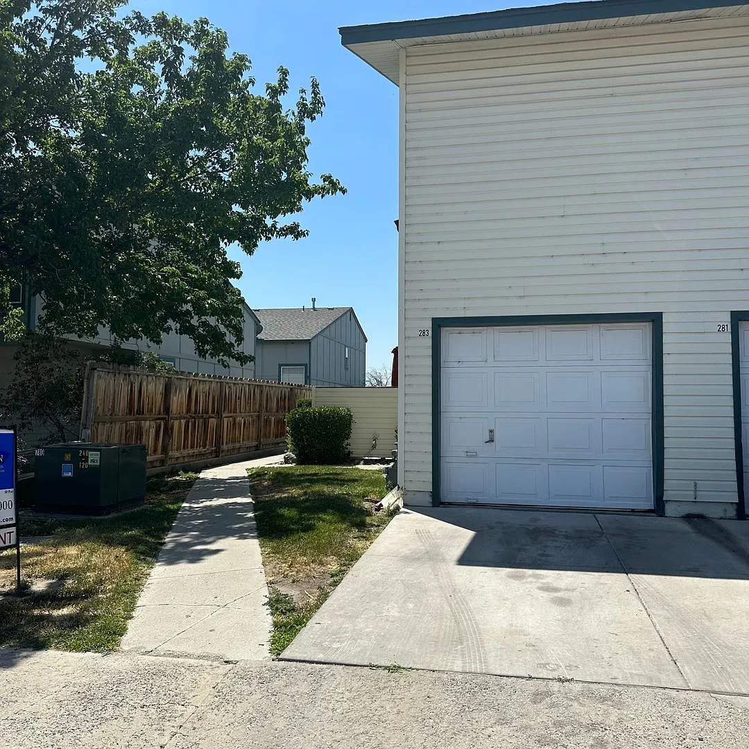 Fallon 4 Plex — Photo 3