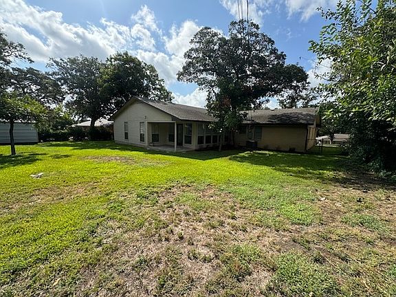 5th image of 9731 Timberview Dr