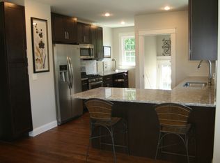 26 Elinora St, Riverside, RI 02915