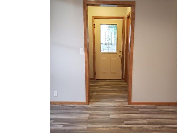 2nd image of 220 Grove St