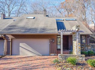 21 Spring Hill Dr, Cincinnati, OH 45227