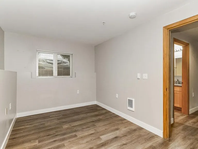 328 91st Ave NE #24 — Photo 11