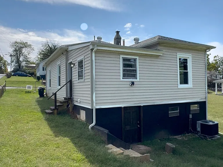 2205 Easley Ave — Photo 18