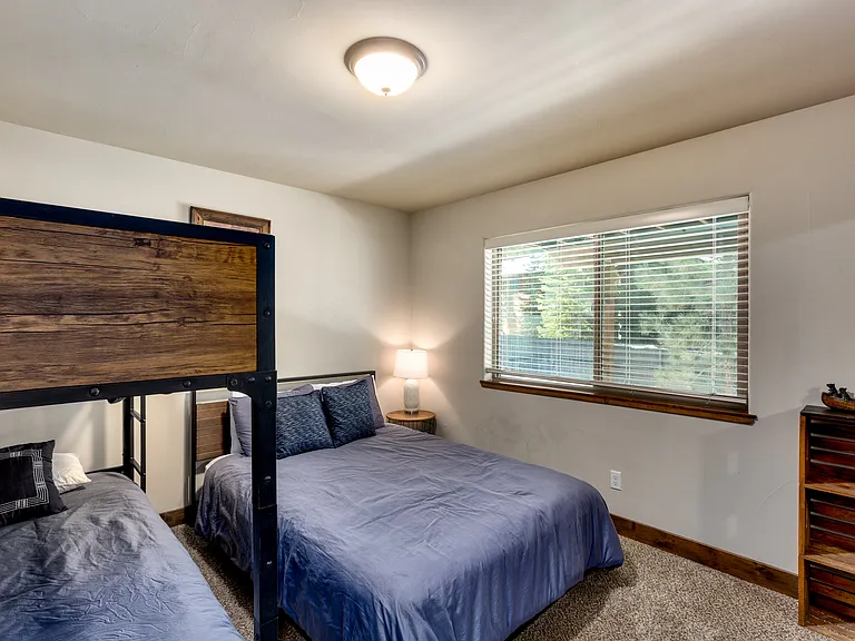 2425 Marshall Trl — Photo 16