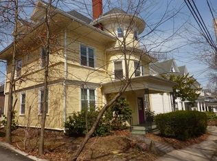 116 Thorndike St #B, Brookline, MA 02446