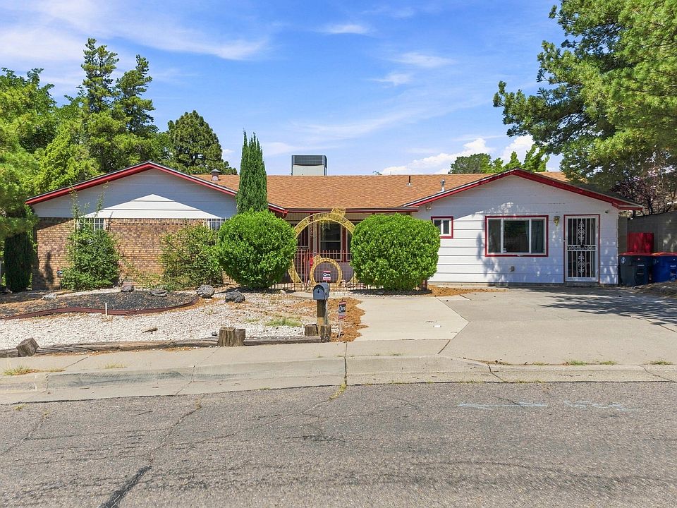 1st image of 12709 Viewcrest Pl NE