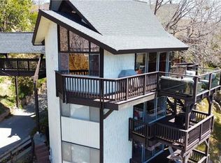 27441 Alpen Dr, Lake Arrowhead, CA 92352