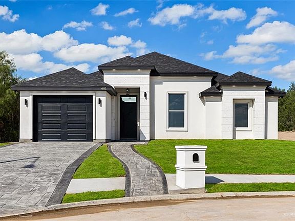 2nd image of 601 Seguin Loop