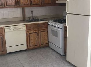15005 24th Ave, Whitestone, NY 11357