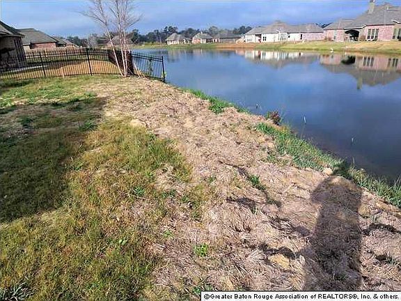 4th image of 17881 Villa Lake Ave