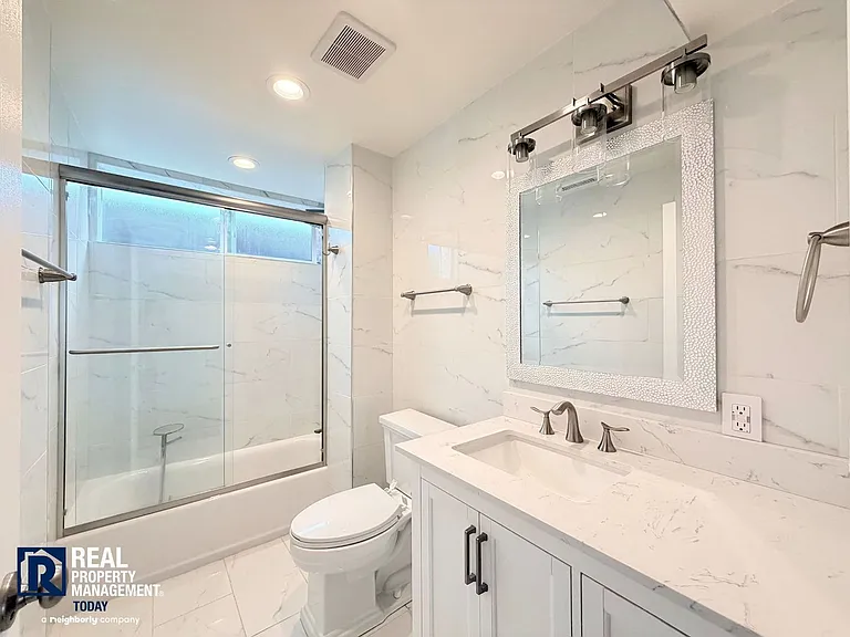 1726 N Jackson Ave — Photo 35